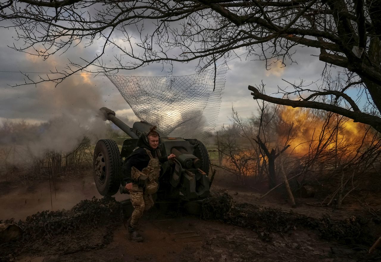 Ukrainian service members fire a howitzer D30 at a front line near the city of?Bakhmut, Ukraine on April 23.