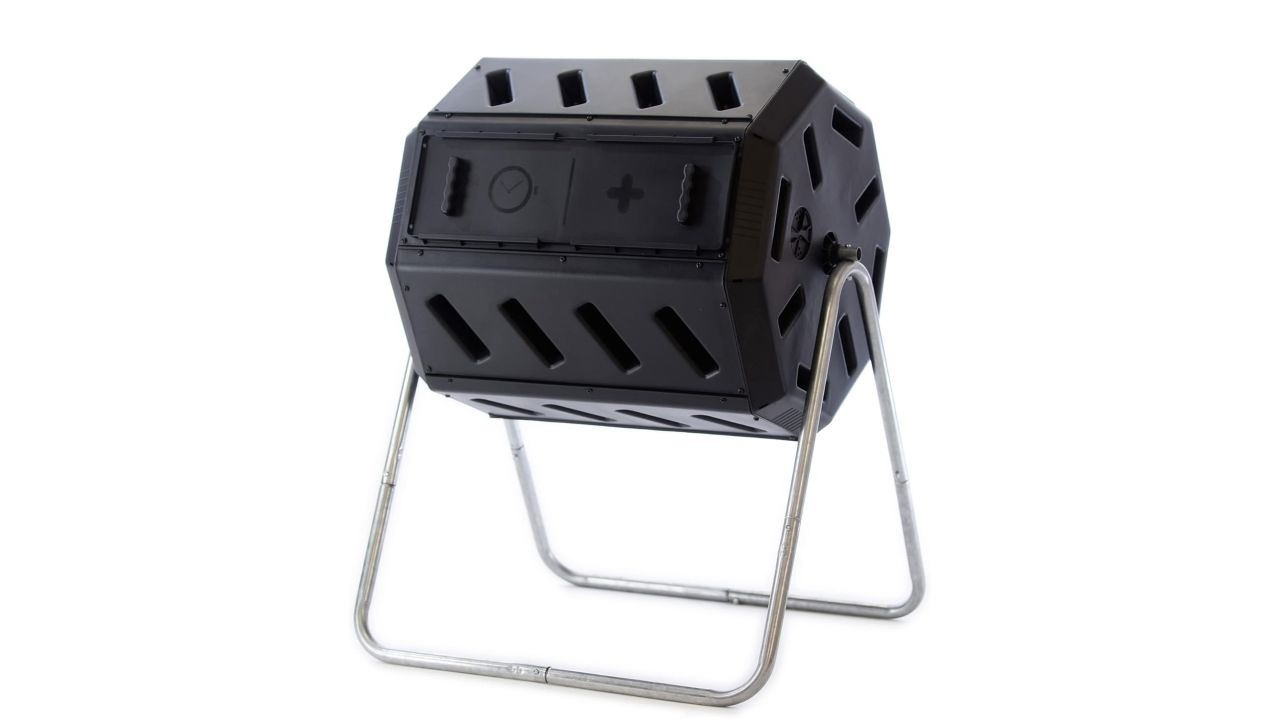 FCMP dual-chamber tumbling composter in black