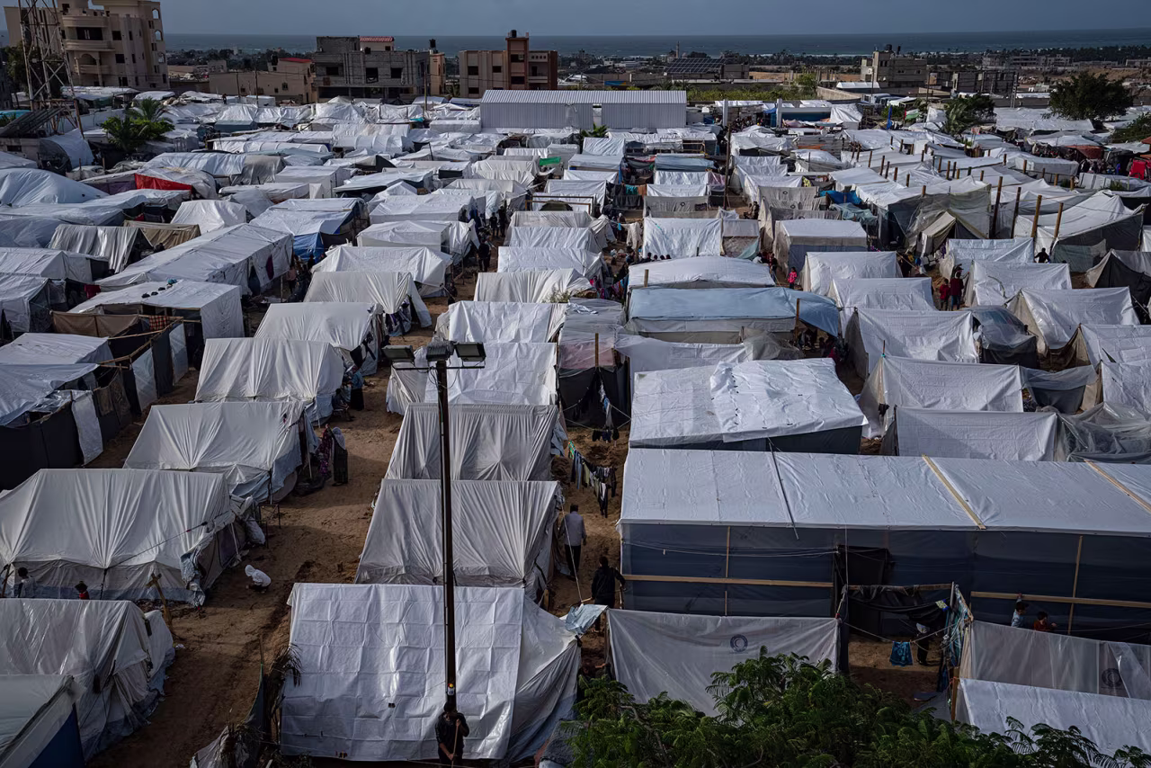 A UN tent camp for displaced Palestinians in Khan Younis, as seen on November 19