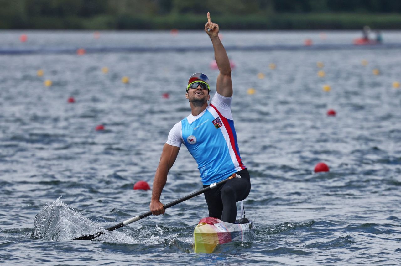  Martin Fuksa of Czech Republic reacts after winning gold in the men’s canoe single 1000m event on Friday.