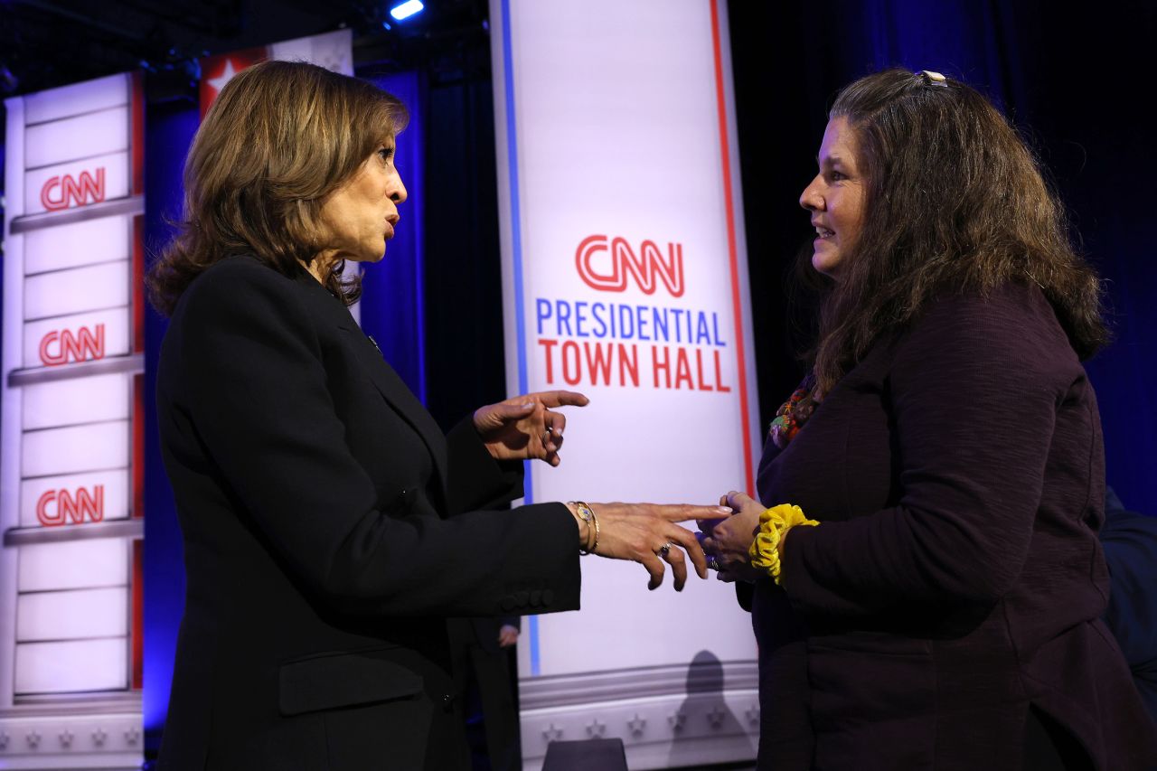 Vice President Kamala Harris speaks with Pam Thistle after a CNN Presidential Town Hall in Delaware County, Pennsylvania, on Wednesday, October 23.