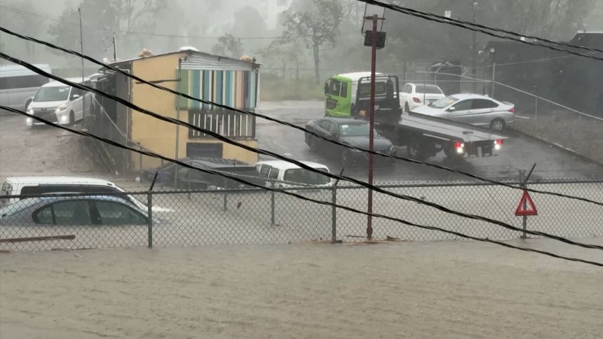 flooded cars jamaica thumb.jpg