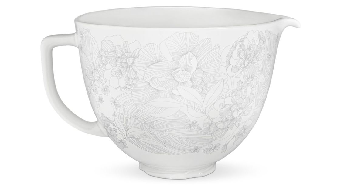 https://media.cnn.com/api/v1/images/stellar/prod/flower-bowl.jpg?q=w_1110,c_fill