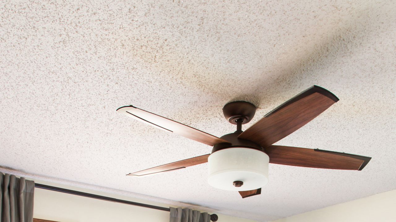 Learn how to remove a textured ceiling without creating a mess using these simple steps.