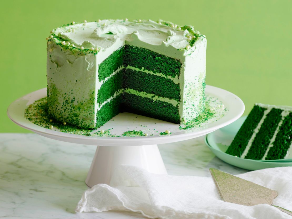 FN_St-Patricks-Day-Green-Velvet-Layer-Cake_s4x3.jpg