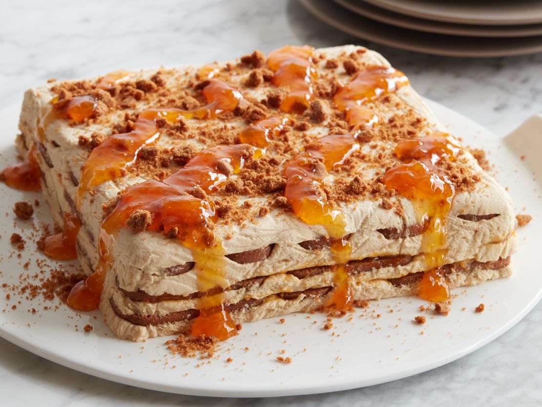 FNK_Cookie-Butter-and-Apricot-Icebox-Cake_s4x3.jpg