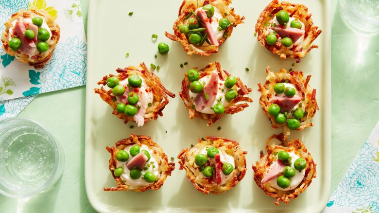 With options like deviled eggs and easy-to-make hors d'oeuvres, these pre-dinner bites are perfect for any get-together.