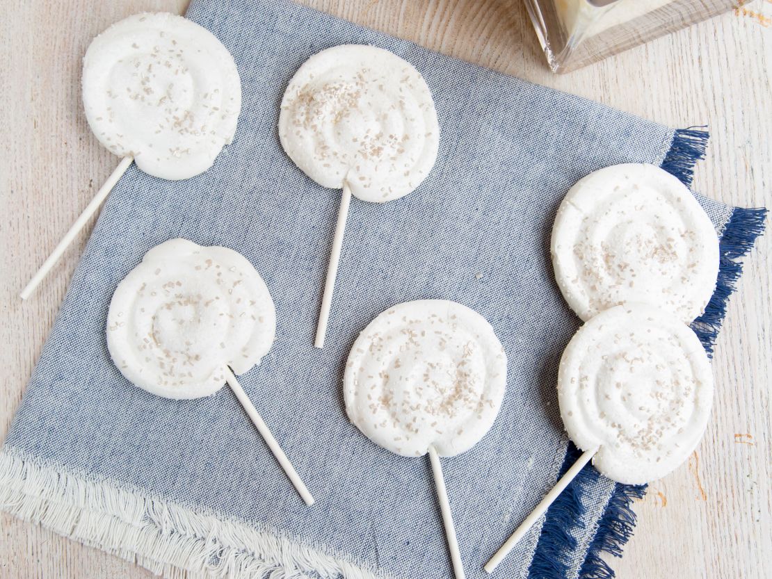 FNK_Meringue-Pops-V-18_s4x3.jpg