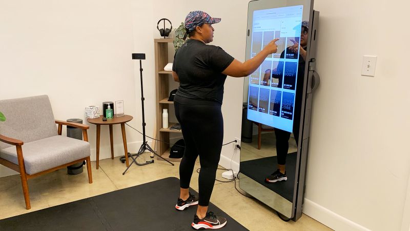 Mirror that works out with online you