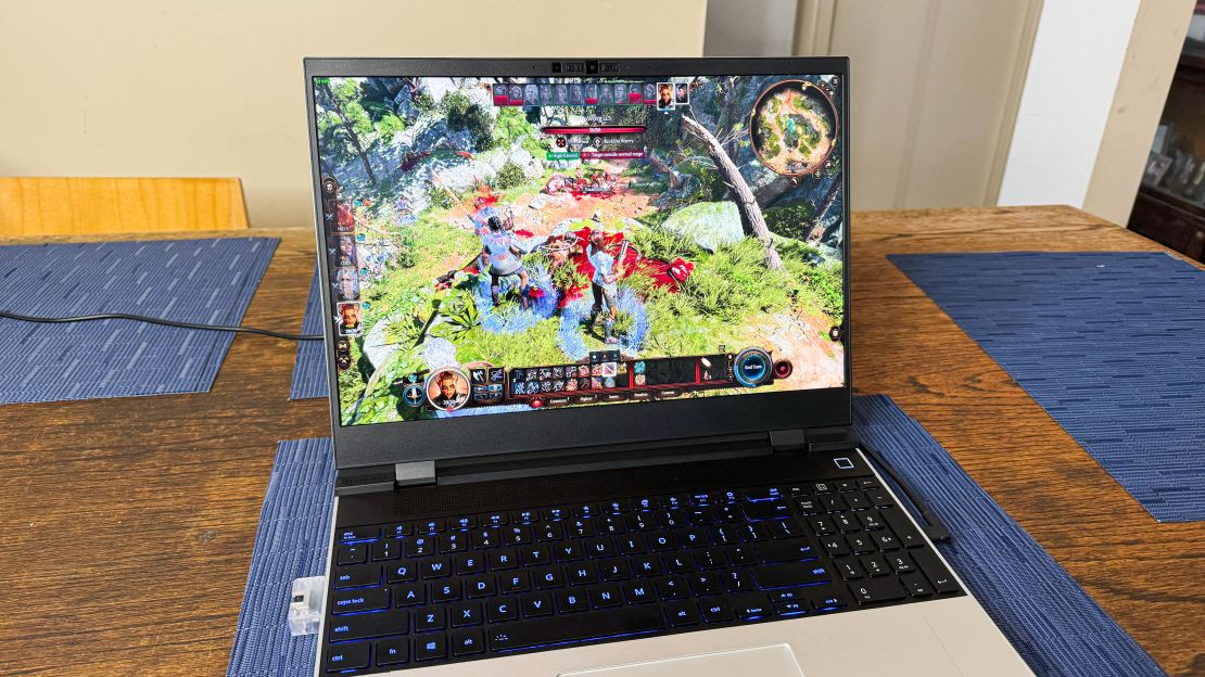 An outdoor battle takes place in Baldur’s Gate 3 on the Framework Laptop 16