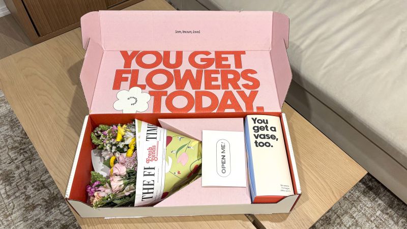 Mother's Day flower delivery from Fresh Sends: exclusive discount