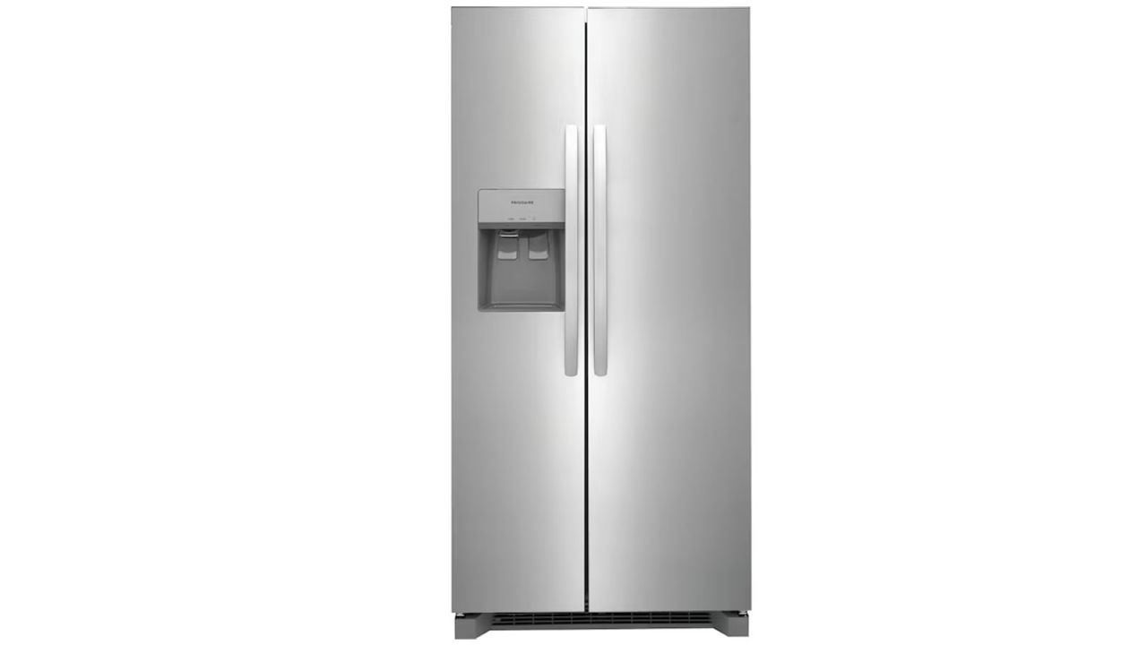 Frigidaire 22.3-cu ft Side-by-Side Refrigerator with Ice Maker.jpg