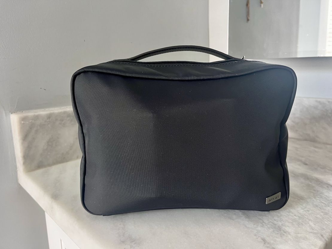 A photo of the front of the Away Hanging Toiletry Bag