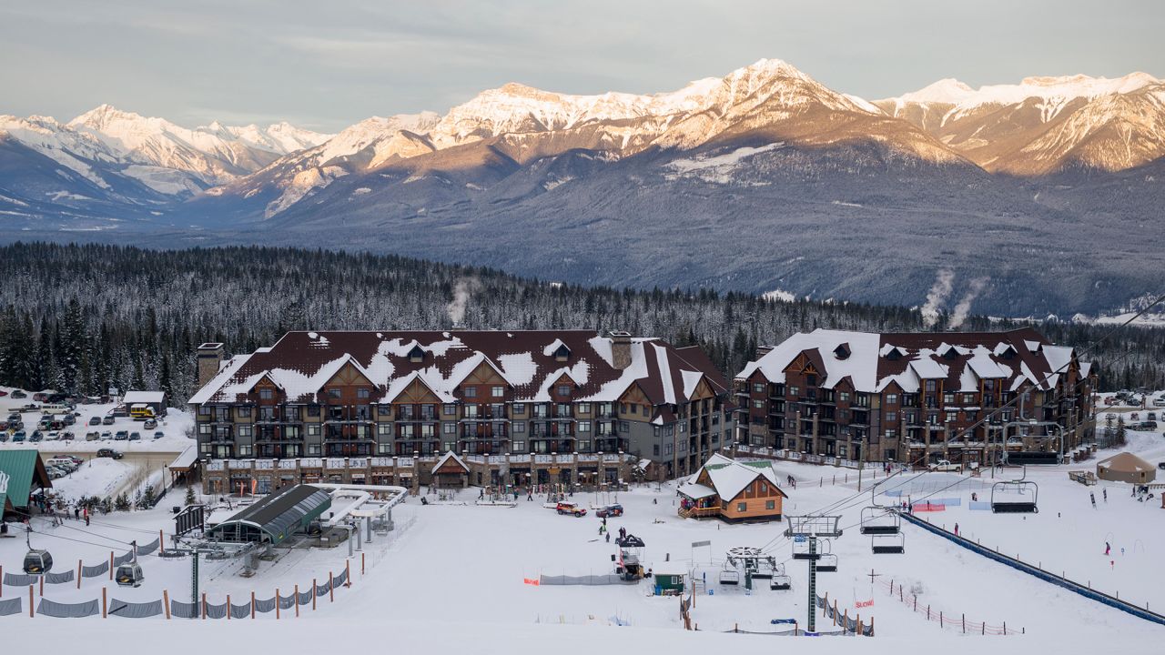 FW93GA View of a ski resort,  Kicking Horse Mountain Resort, Golden, British Columbia, Canada