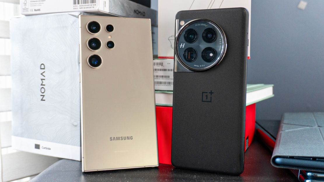 galaxy-s24-ultra-vs-oneplus-12-cnnu-2.jpg