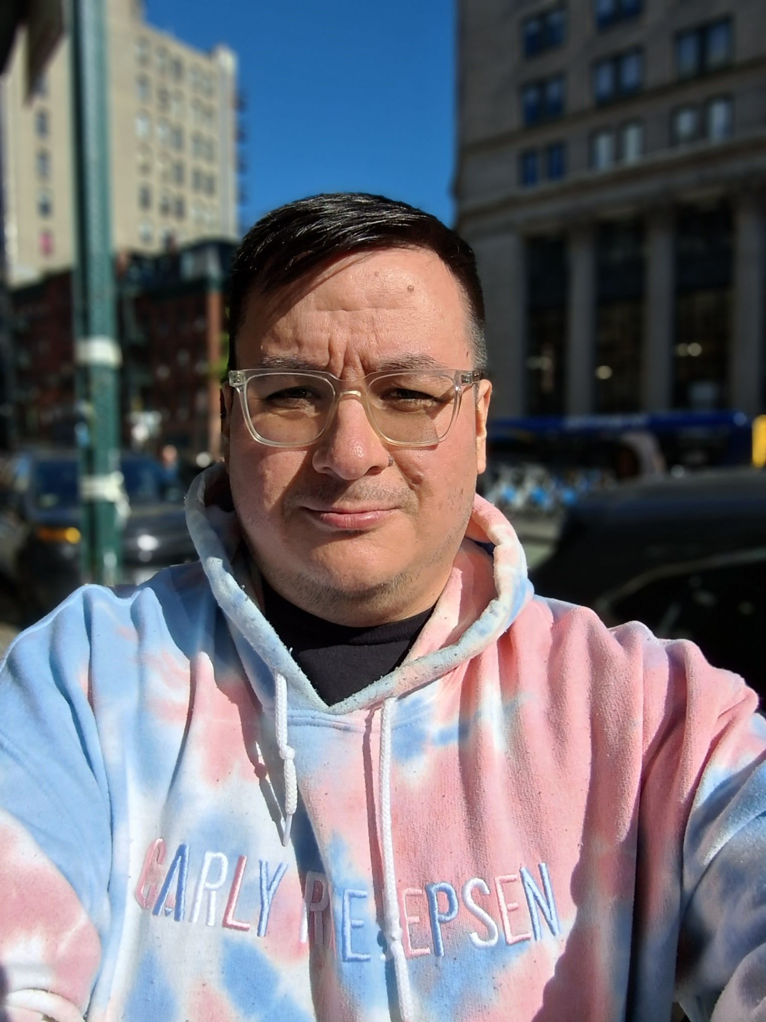 Galaxy Tab S9 FE Plus review camera photo— selfie cnnu.jpg