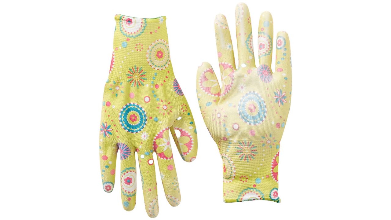 gardening gloves.jpg