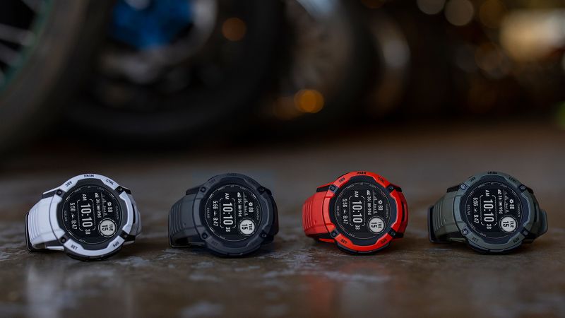 Garmin instinct tactical vs best sale garmin instinct