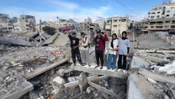 Gaza Skate Thumb 1.jpg