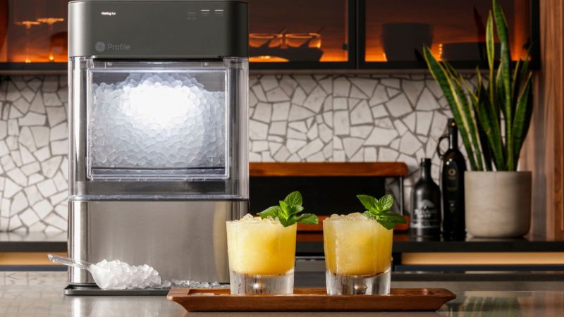 The cult-favorite GE nugget ice maker is $50 off right now | CNN Underscored
