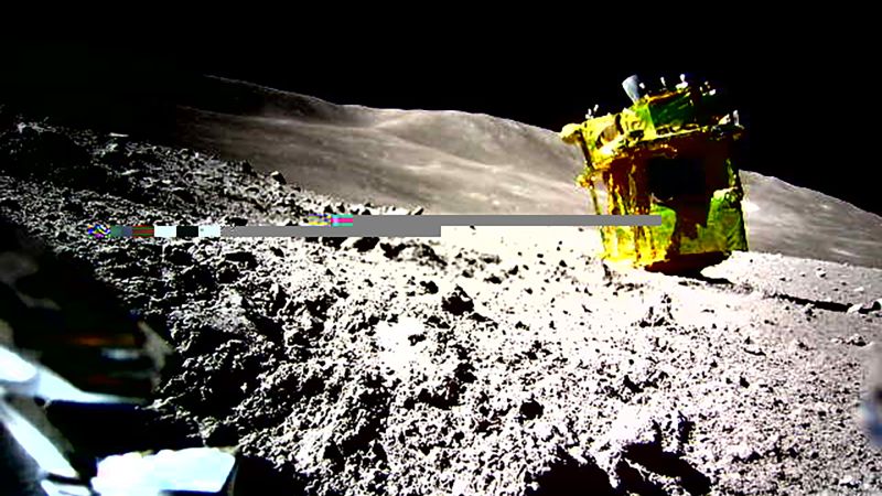 Японският „Лунен снайперист“ се приземи на 55 метра от лунната цел, разкрива космическата агенция