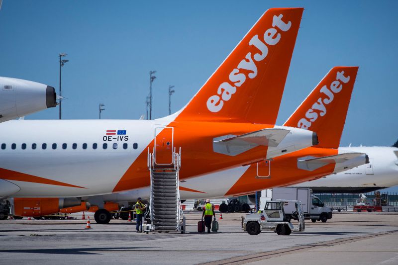 Easyjet lost cheap item on plane