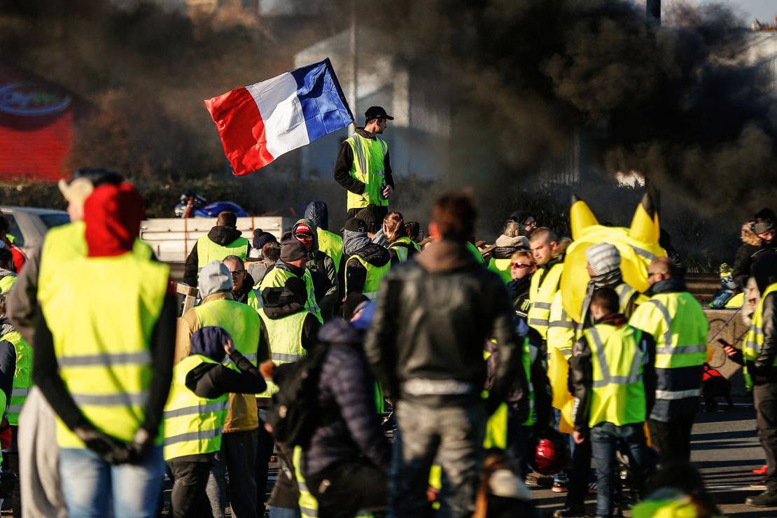 "Yellow vest" protesters block Caen's ring road on November 18, 2018 in Caen, Normandy.