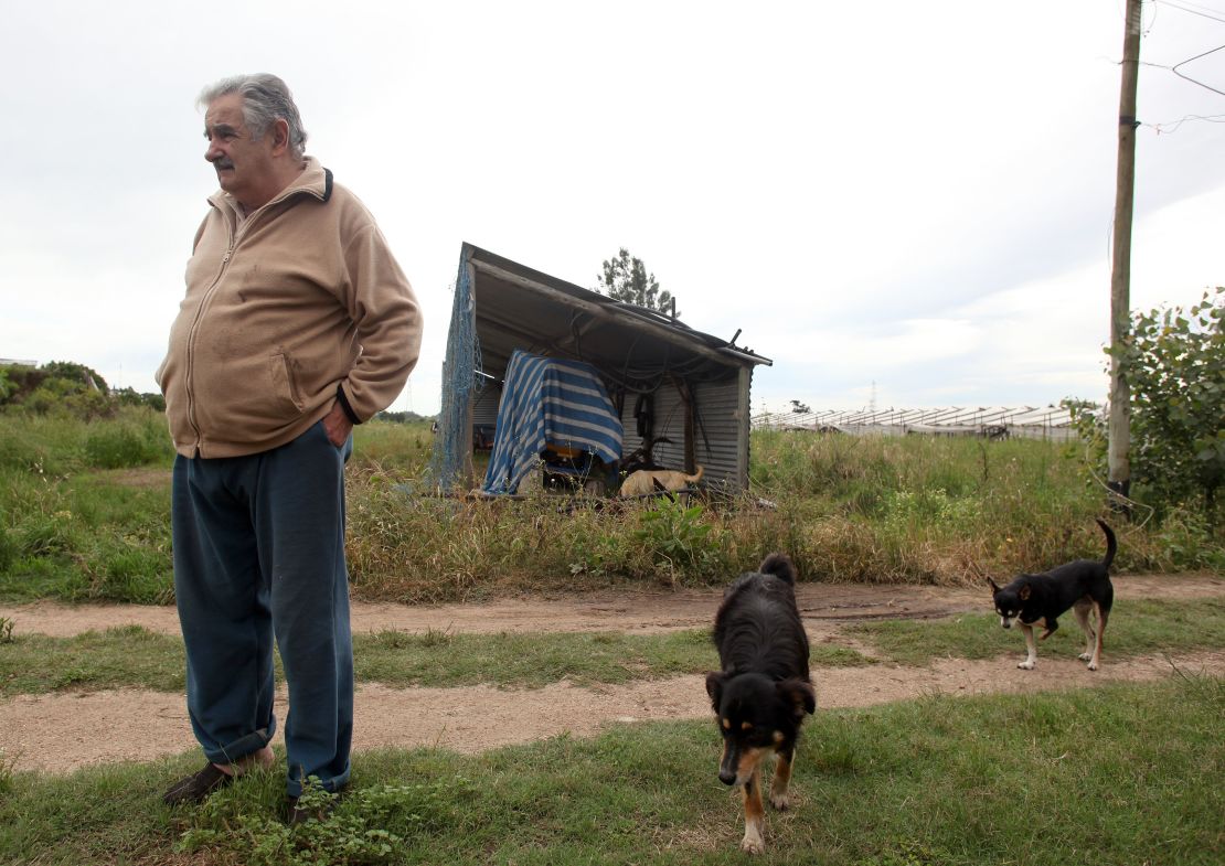 José Mujica en su granja Rincon del Cerro, en Montevideo, el 27 de noviembre de 2009.