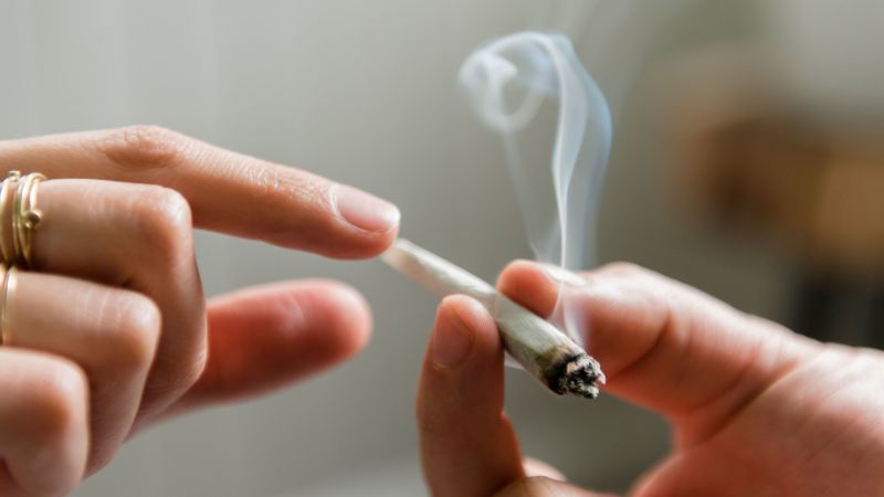 Ob/gyn group advises against cannabis use during pregnancy, recommends universal screening