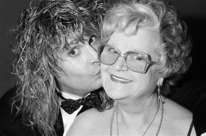 Osbourne kisses his mother, Lilian, in 1986.