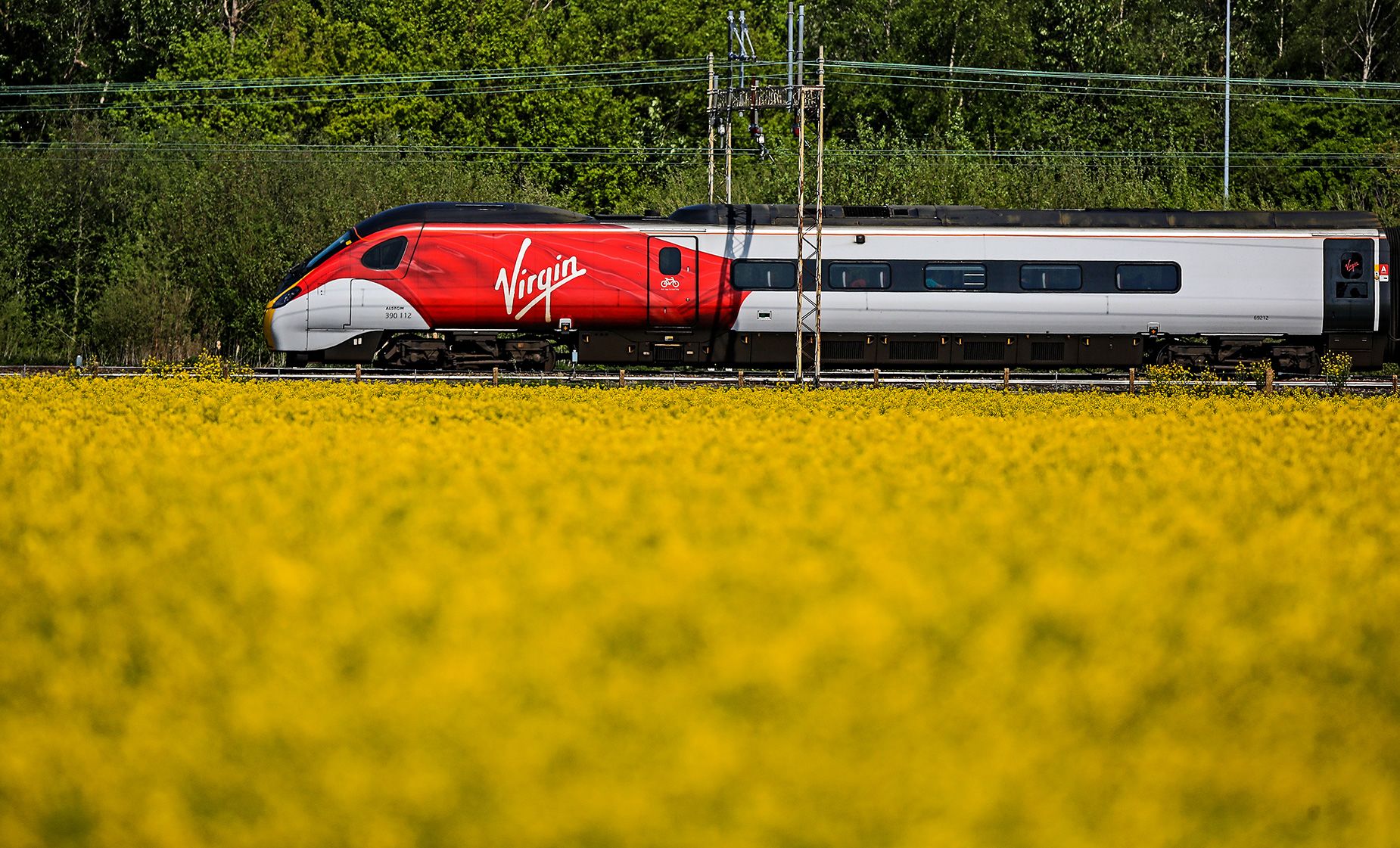 ¿Negocios inconclusos? Las operaciones ferroviarias de Virgin en el Reino Unido se detuvieron hace cuatro años.