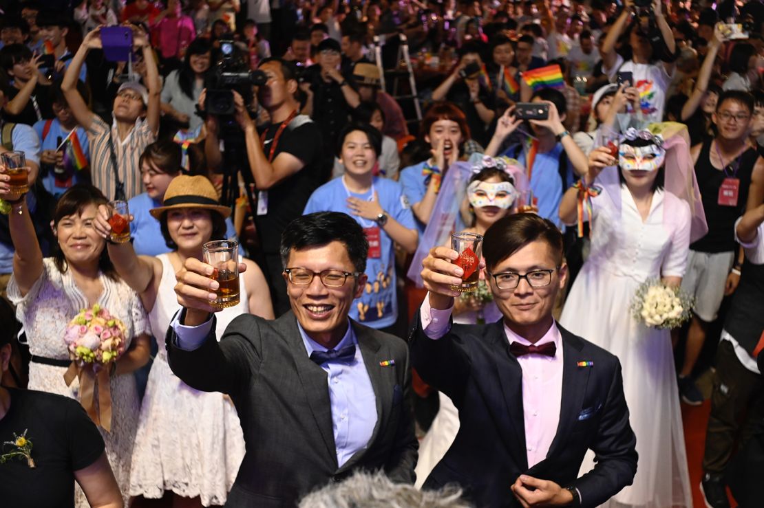 Thailand same-sex marriage: Hundreds of couples to tie knot as landmark marriage bill takes effect