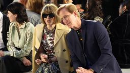 NEW YORK, NEW YORK - MAY 08: Anna Wintour and Roger Lynch attend the Louis Vuitton Cruise 2020 Fashion Show at JFK Airport on May 08, 2019 in New York City. (Photo by Brian Ach/Getty Images for Louis Vuitton )