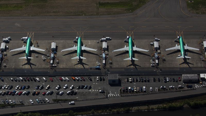 Problema del Boeing 737 MAX: pieza faltante o suelta a bordo lleva a Boeing a exigir a las aerolíneas que inspeccionen todos los aviones 737 MAX