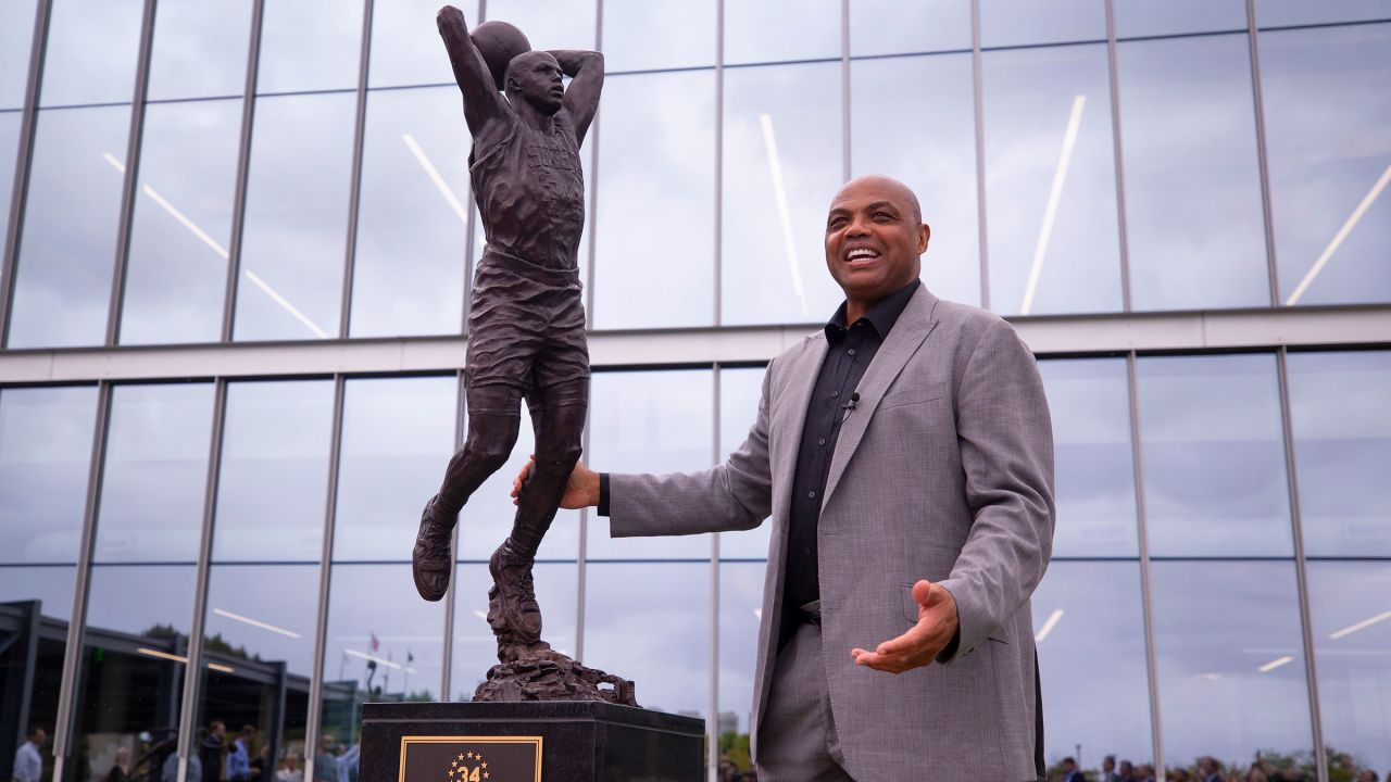 Charles Barkley unveils his sculpture at the Philadelphia 76ers training facility on September 13, 2019 in Camden, New Jersey.