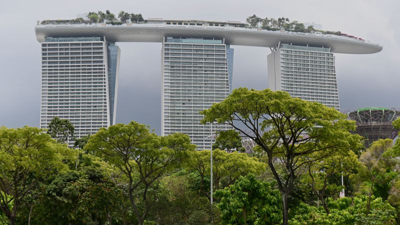 Singapore's most famous landmark is undergoing an $8 billion expansion | CNN