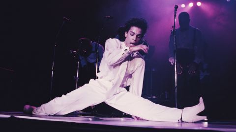 American singer, songwriter and musician Prince (1958-2016) performs on stage on the Hit N Run-Parade Tour, Wembley Arena, London, August 1986. (Photo by Michael Putland/Getty Images)
