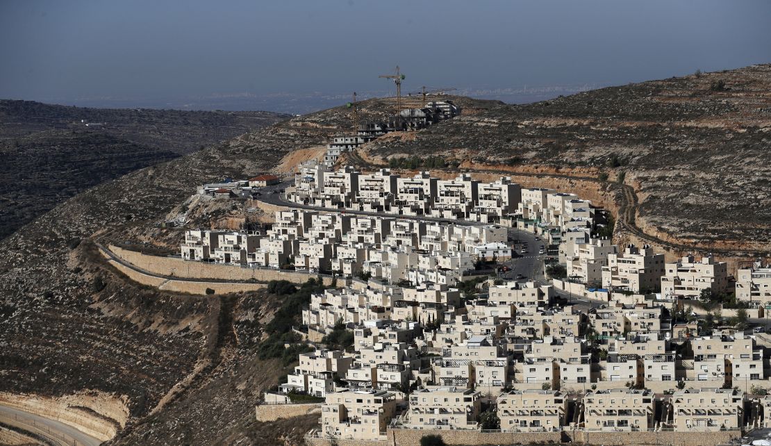 TOPSHOT - A picture shows a view of the Israeli settlement of Givat Zeev, near the Palestinian city of Ramallah in the occupied West Bank, on November 19, 2019. Israeli Prime Minister Benjamin Netanyahu said a US statement deeming Israeli settlement not to be illegal "rights a historical wrong". But the Palestinian Authority decried the US policy shift as "completely against international law". Both sides were responding to an announcement by US Secretary of State Mike Pompeo saying that Washington "no longer considers Israeli settlements to be "inconsistent with international law". (Photo by AHMAD GHARABLI / AFP) (Photo by AHMAD GHARABLI/AFP via Getty Images)