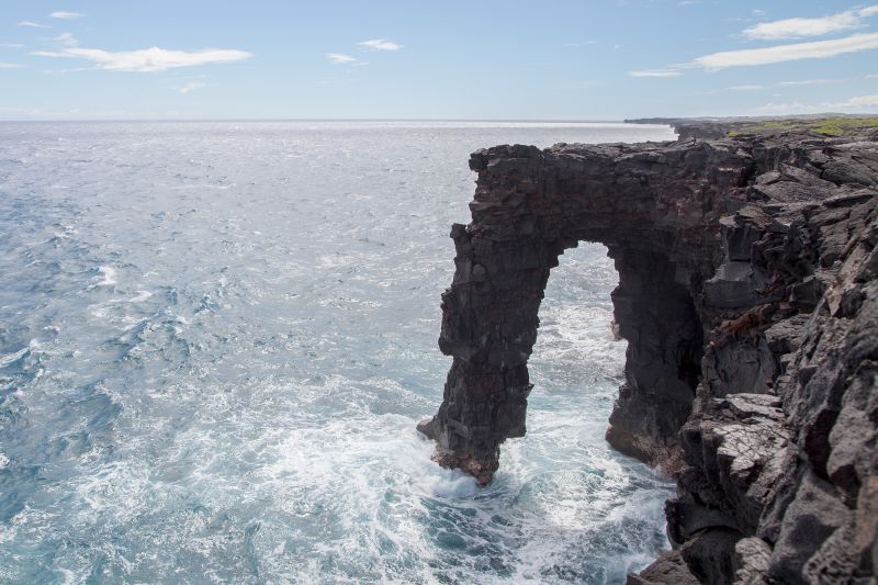 Hōlei Sea Arch collapses in Hawaii Volcanoes National Park; 90-foot landmark crumbles into Pacific after 550 years