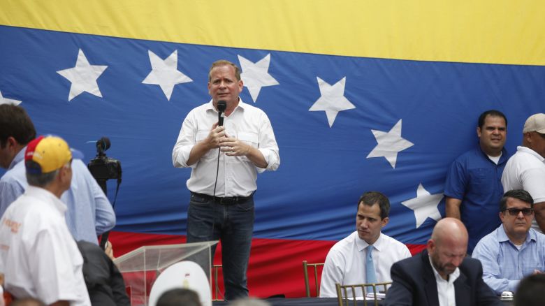 Juan Pablo Guanipa durante la sesión de la Asamblea Nacional en la Plaza Alfredo Sadel el 10 de marzo de 2020 en Caracas, Venezuela.