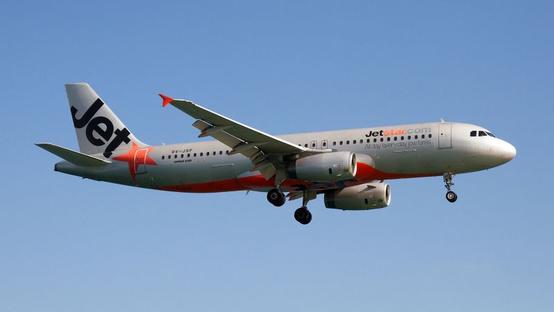 Qantas to close low-cost arm Jetstar Asia