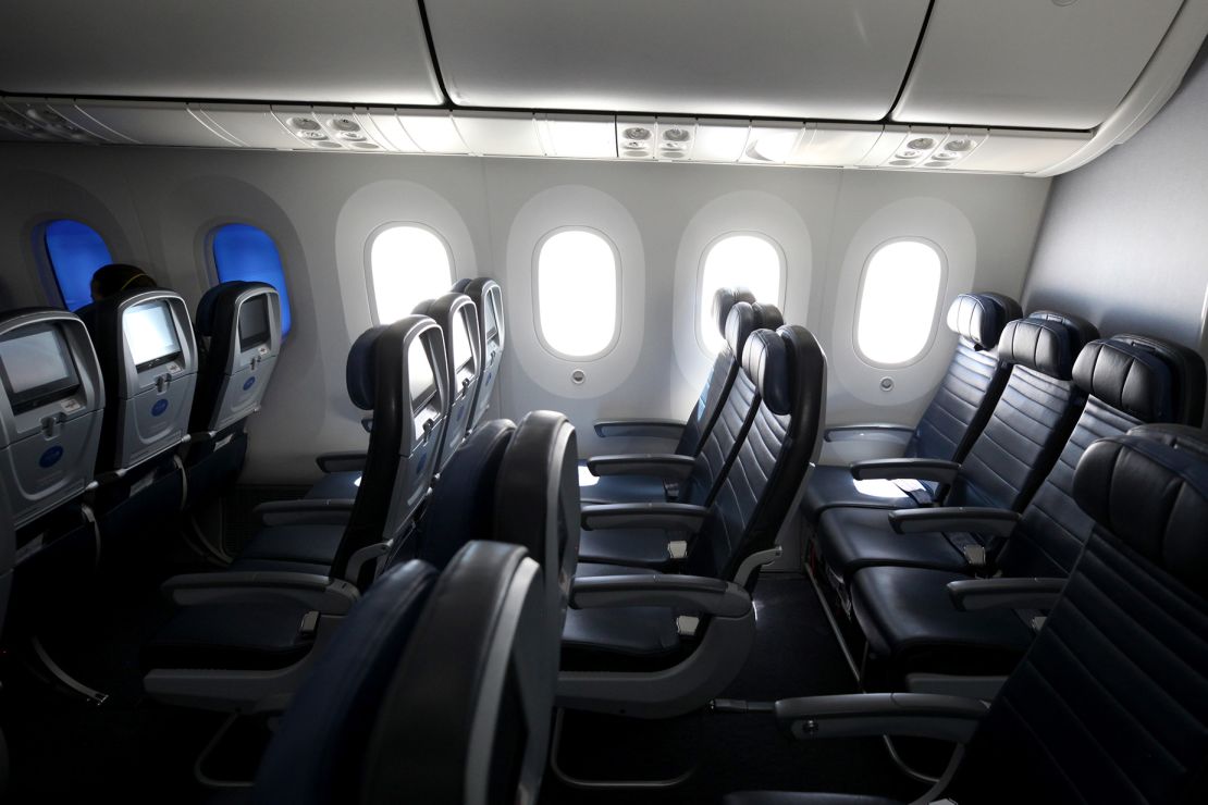 Under the new United plan that starts October 23, people with window seats in economy class (and no frequent flyer status) will board first. Aisle seats will be last. As for middle seats, well -- they're in the middle for boarding, too.