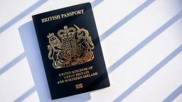 Más estadounidenses solicitaron la nacionalidad británica en el primer trimestre de este año que en cualquier otro momento desde que se iniciaron los registros en 2004.