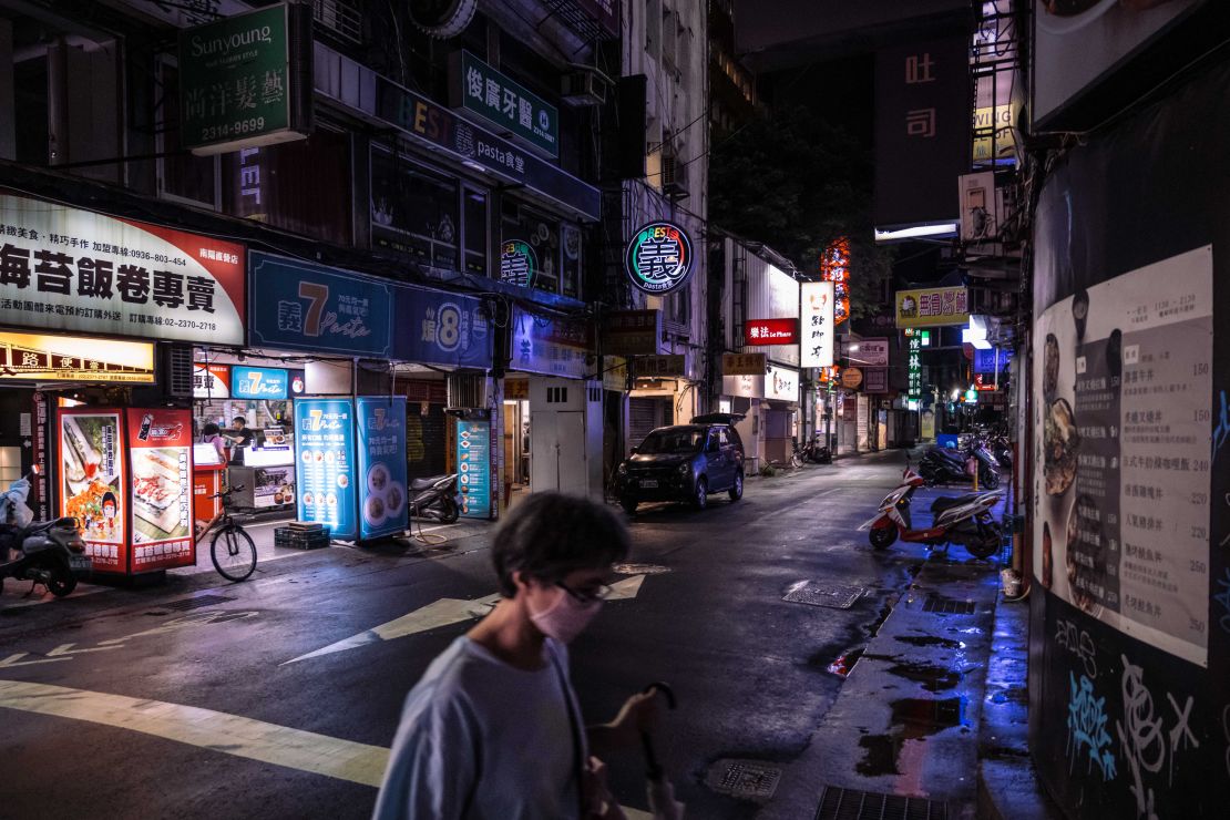 "In Taipei, I can walk down dark alleyways long past midnight with my purse wide open without fear of getting robbed," says Clarissa Wei, adding it's something she wouldn't feel comfortable doing in the US.
