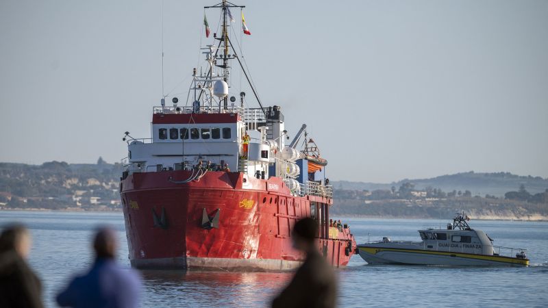 Germany scraps funding for sea rescues of migrants