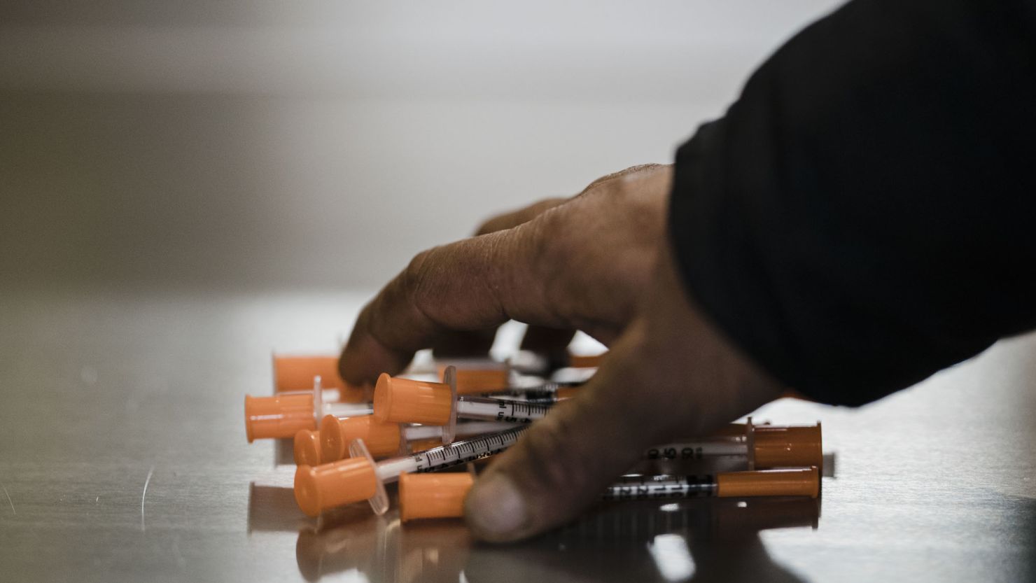 Fatal overdoses in the US have dropped 10% in the past year, according to the latest data from the CDC.