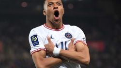 TOPSHOT - Paris Saint-Germain's French forward Kylian Mbappe celebrates scoring his team's third goal during the French L1 football match between Strasbourg RC and Paris Saint-Germain (PSG) at La Meinau stadium in Strasbourg, eastern France, on April 29, 2022. (Photo by Patrick HERTZOG / AFP) (Photo by PATRICK HERTZOG/AFP via Getty Images)