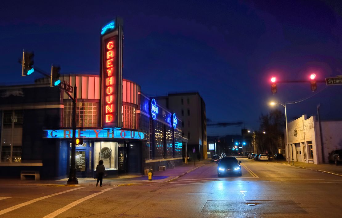 The former Greyhound terminal in Evansville, Indiana, was built in 1938 and today is preserved as a hamburger restaurant.