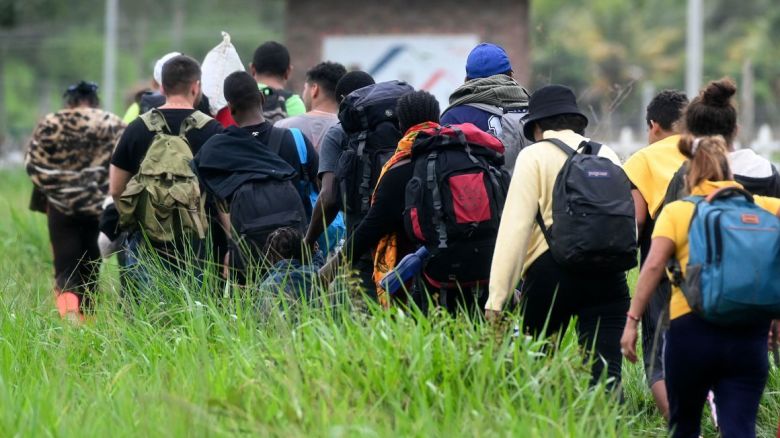 Migrantes de Nicaragua rumbo a Estados Unidos en Trojes, Honduras, el 10 de junio de 2022.