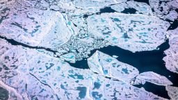 Hielo marino del Ártico el 19 de julio de 2022, captado por un avión Gulfstream V de la NASA. Un nuevo estudio ha descubierto que el hielo marino podría extenderse hasta el Reino Unido si colapsa un sistema crucial de corrientes oceánicas.